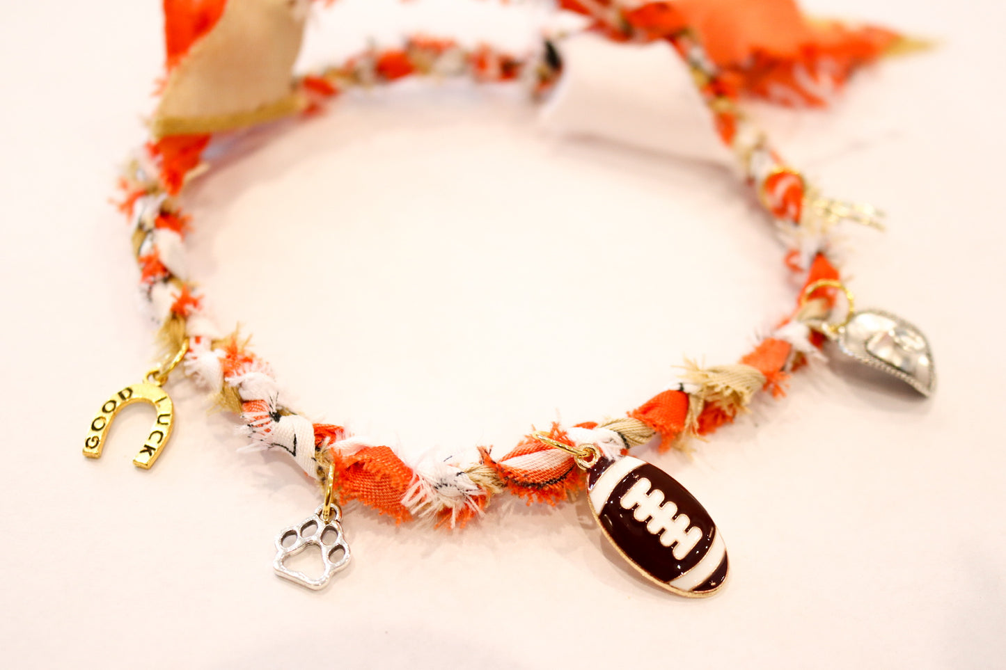 Team Spirit Charm Necklace - Vols