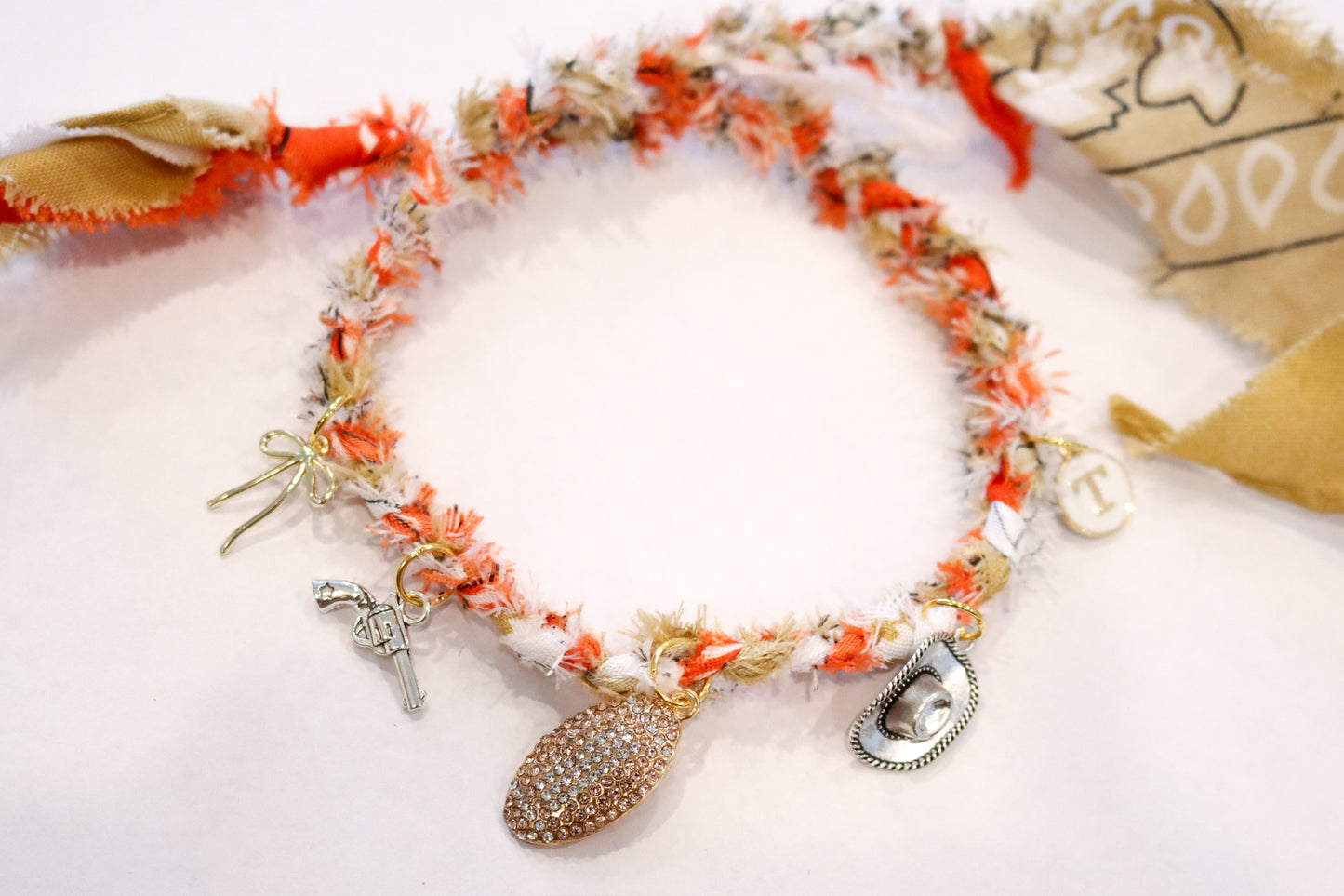 Team Spirit Charm Necklace - Vols