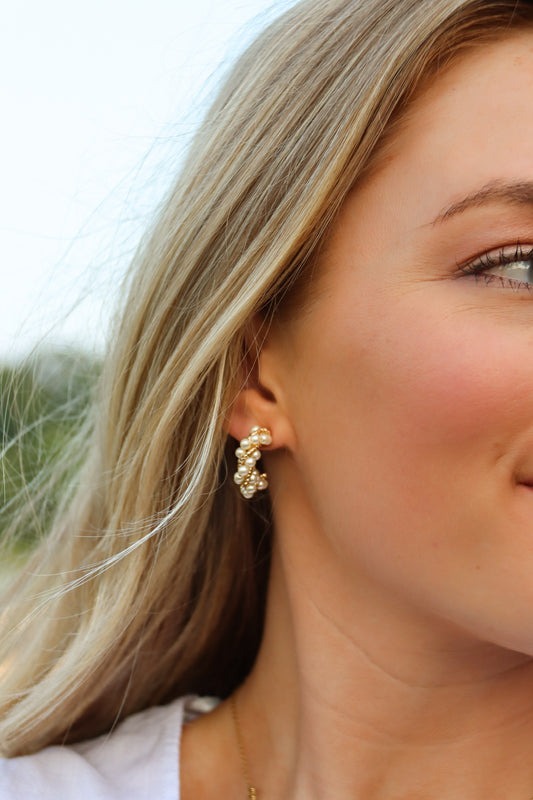 Pretty In Pearls Earrings